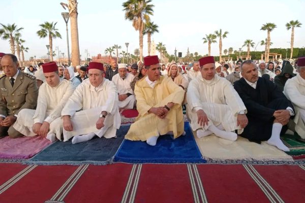 عامل إقليم شيشاوة يترأس صلاة عيد الفطر في أجواء روحانية مميزة