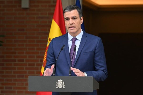 إسبانيا تشكر المغرب الذي مده بالطاقة بعد الإنقطاع تاريخي للكهرباء الذي عصف بإسبانيا والبرتغال
